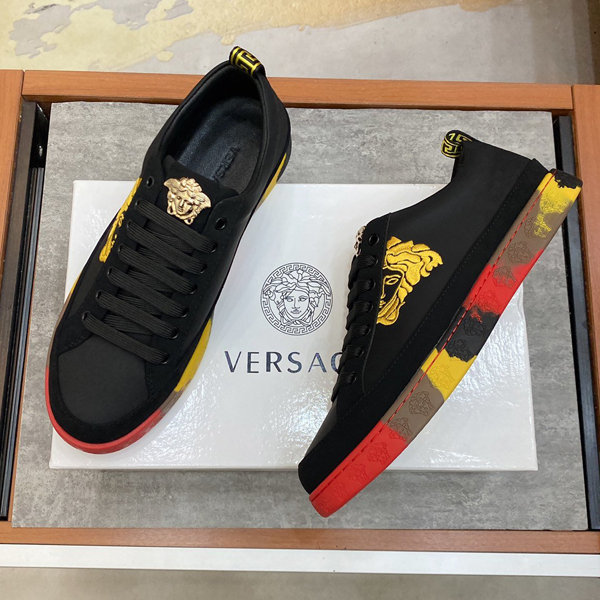 VERSACE 奢華刺繡花紋圖案休閒鞋